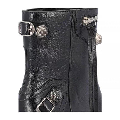 Nicole – Bottines Biker à Clous Métalliques et Fermeture Éclair Latérale