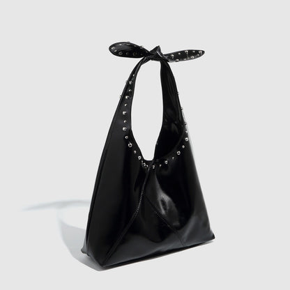 Leah – Sac Seau pour Femme avec Rivets et Nœud