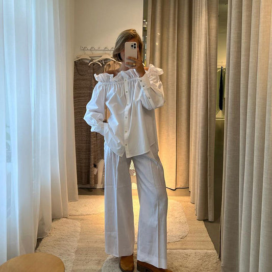 Melanie – Ensemble Cardigan Épaules Dénudées et Pantalon Large