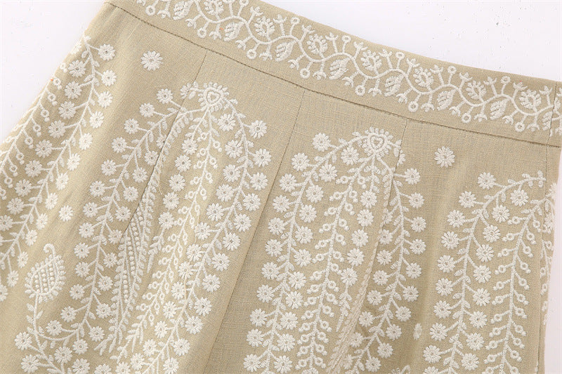 Margaret – Pantalon Évasé Brodé Contrastant