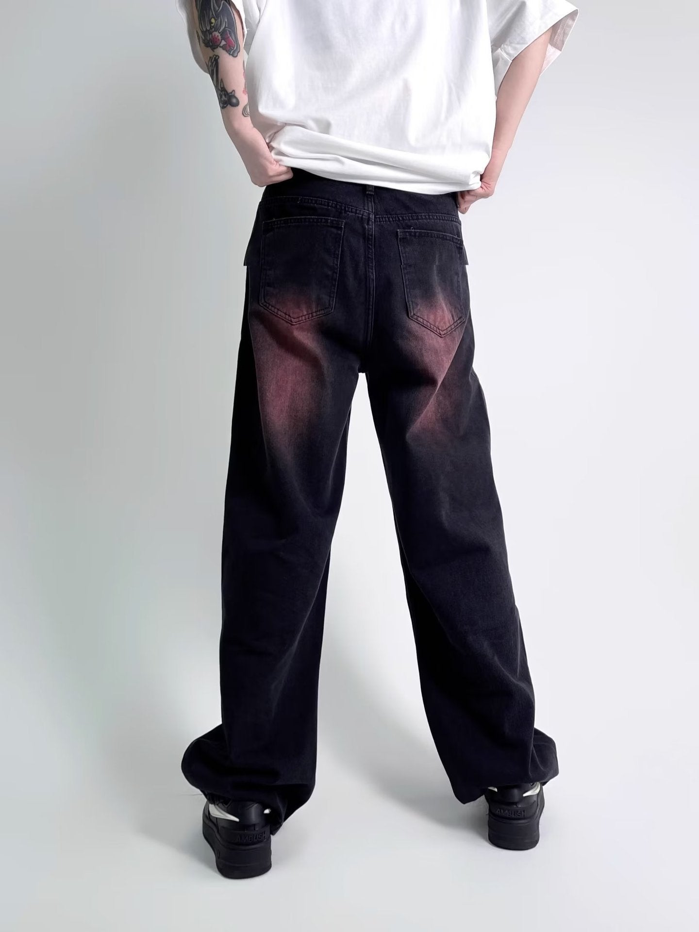 Jay – Jean Rouge Noir Décoloré