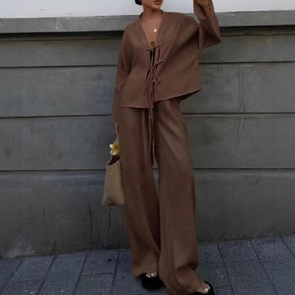 Audrey – Ensemble Chemise et Pantalon à Lacets