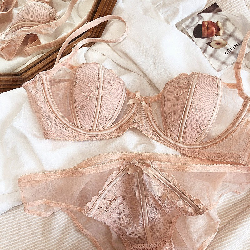 Katy – Ensemble de Lingerie Sexy en Dentelle avec Oreilles de Lapin
