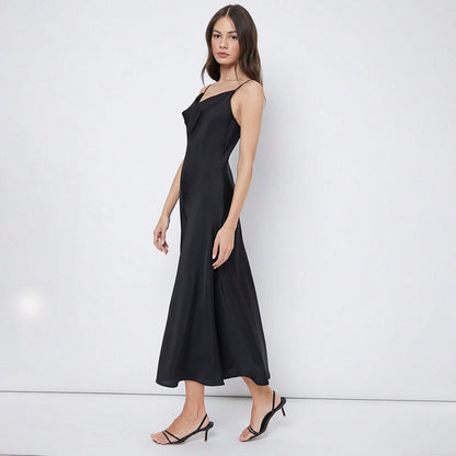 Audrey – Robe Satinée à Bretelles