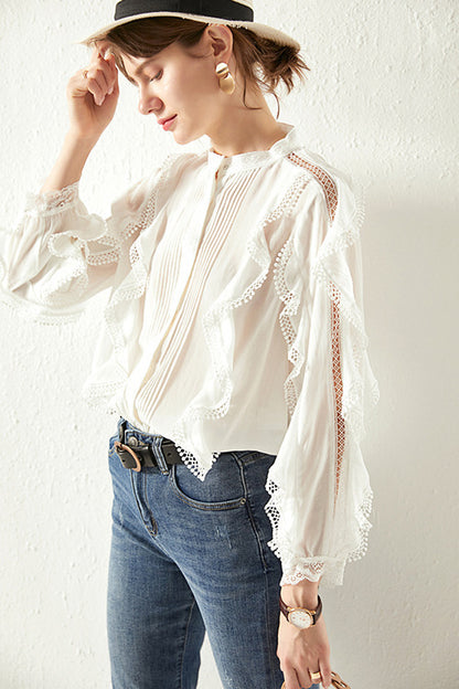 Marion – Chemise en Lin Français Élégante avec Oreilles en Bois et Dentelle