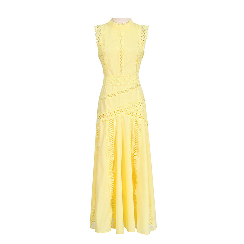 Joan – Robe Sans Manches en Dentelle à la Taille