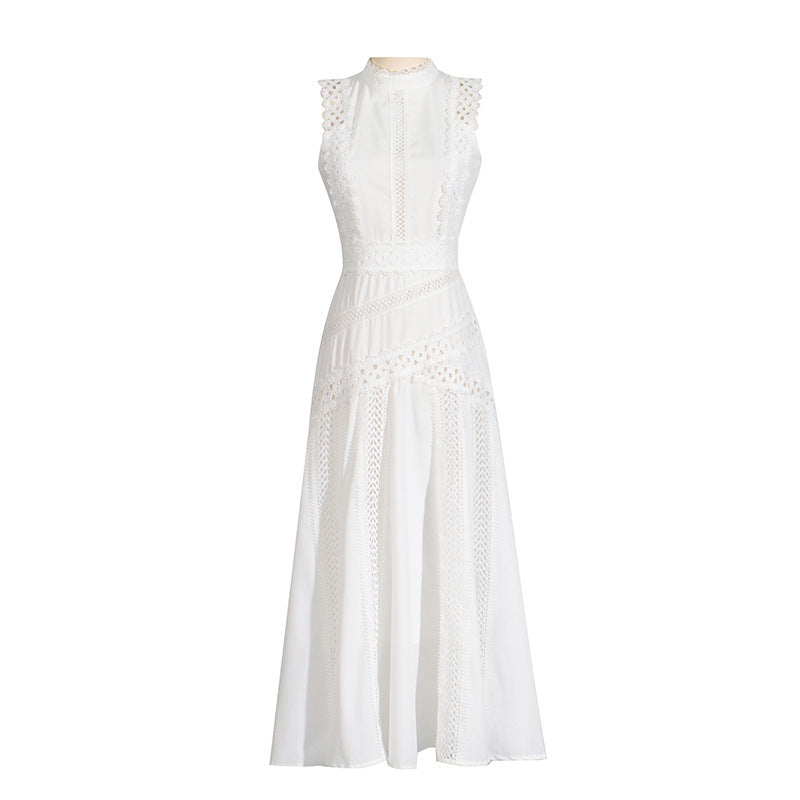 Joan – Robe Sans Manches en Dentelle à la Taille