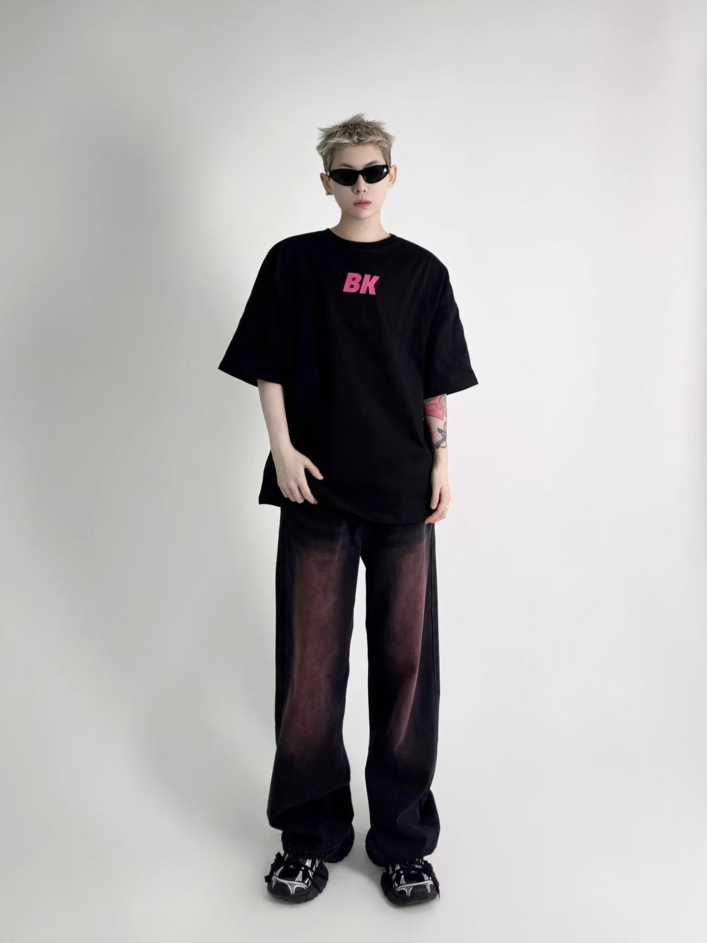 Jay – Jean Rouge Noir Décoloré
