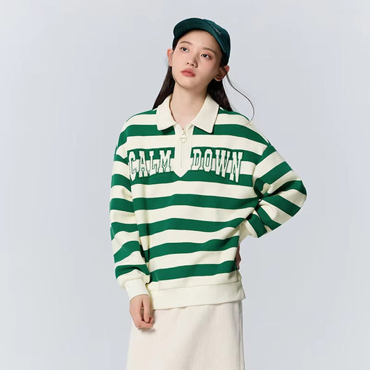 Julia – Sweat à Capuche en Velours avec Col Polo et Broderie Alphabet
