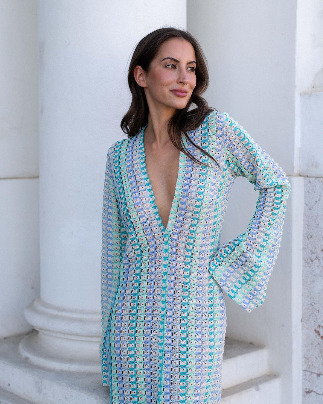 Tamara – Robe Longue en Dentelle avec Contraste de Couleurs