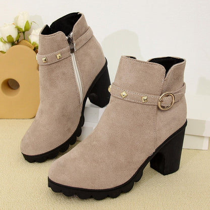 Danielle – Bottines à Talon Épais et Bout Rond