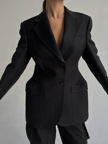 Joanne – Veste de costume ajustée à col en V