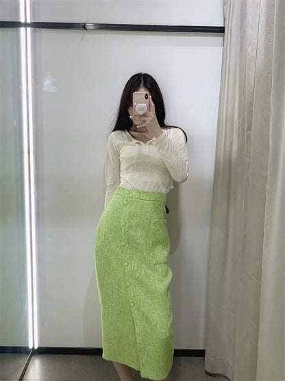 Hayley – Jupe Midi Fendue à Taille Haute Texturée Verte