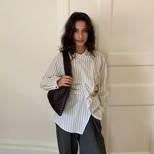 Diana – Chemise Rayée avec Design Intérieur