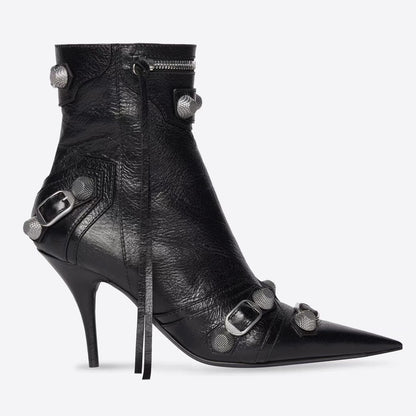 Nicole – Bottines Biker à Clous Métalliques et Fermeture Éclair Latérale