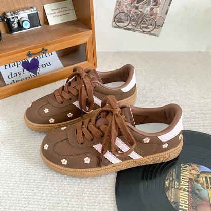 Kathryn – Chaussures de Sport Plates à Lacets pour Femmes