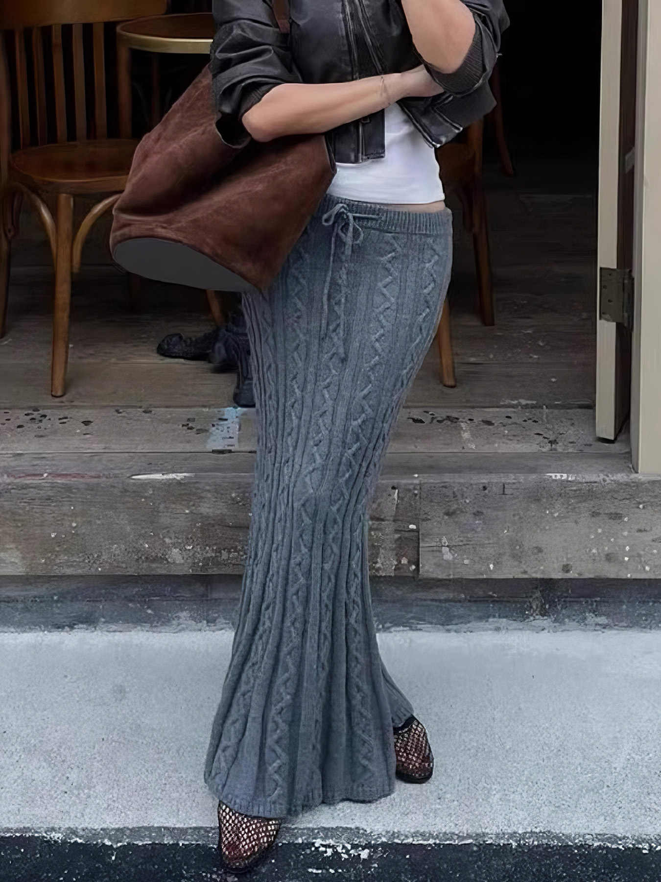 Catherine – Jupe Sirène Basse Taille en Motif Chanvre