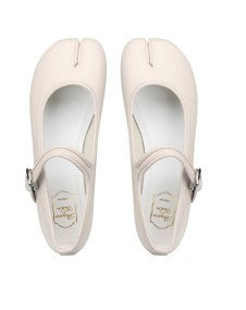 Deborah – Chaussures Plates à Boucle et Talon Bas
