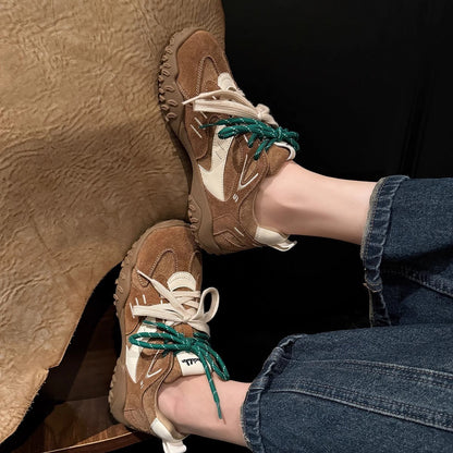 Deborah – Chaussures à Semelle Épaisse et Couleurs Assorties