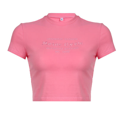 Christine – T-shirt à Broderie Lettre Style Épicé