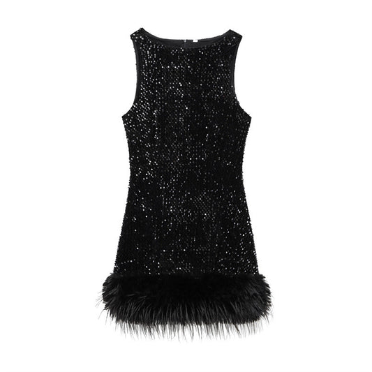 Natasha – Robe avec Décorations de Sequins et Plumes