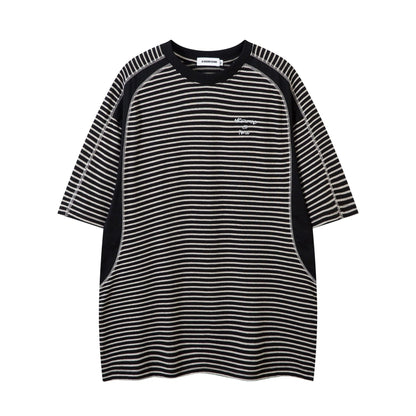Alex – T-shirt Rayé Simple et Ample à Manches Courtes