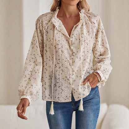 Diana – Chemisier à Imprimé Floral en Chiffon avec Broderie et Pompons