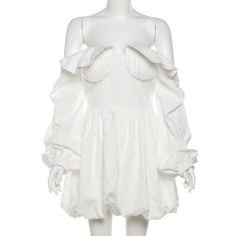 Kelly – Robe à Taille Haute avec Épaules Dénudées et Manches Bouffantes