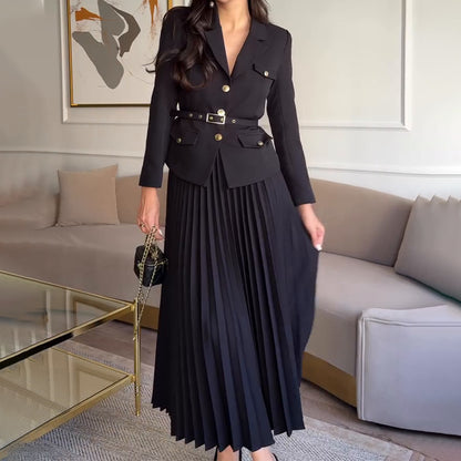 Betty – Costume Élégant à Revers Uni