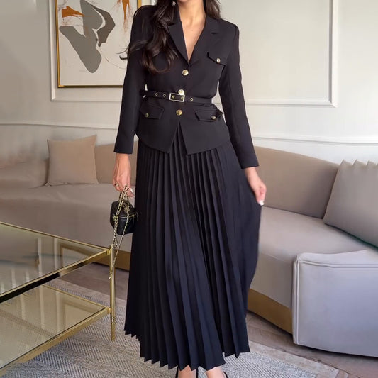 Betty – Costume Élégant à Revers Uni
