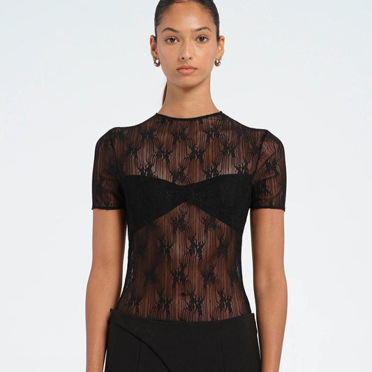 Deborah – Combinaison en Dentelle Transparente Plissée