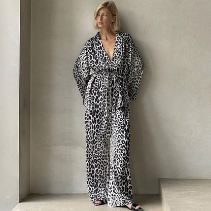 Danielle – Ensemble Léopard à Manches Longues et Pantalon