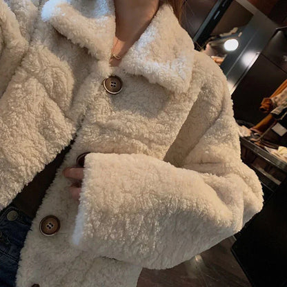 Megan – Veste Chaude avec Capuche en Fourrure pour Femme