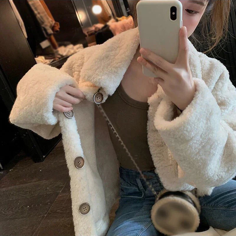 Megan – Veste Chaude avec Capuche en Fourrure pour Femme