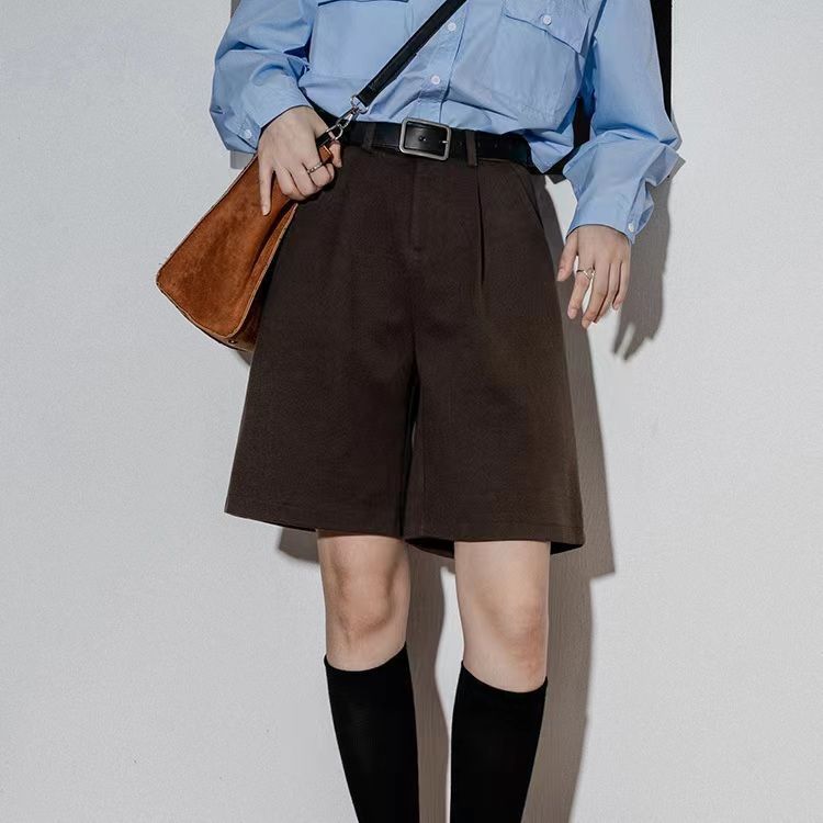 Marion – Pantalons courts larges en laine taille haute pour femmes