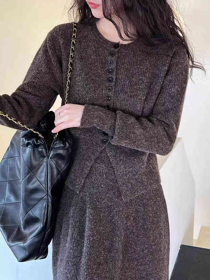 Diana – Ensemble Deux Pièces Cardigan et Jupe