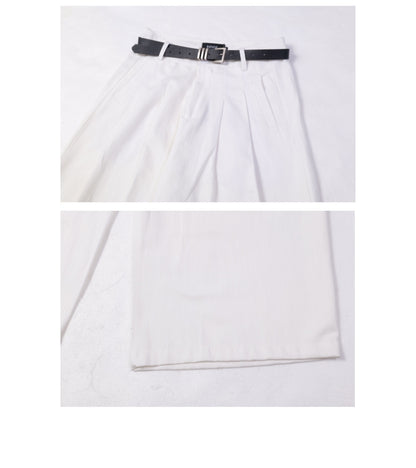 Linda – Pantalon Évasé à Jambe Droite Rétro
