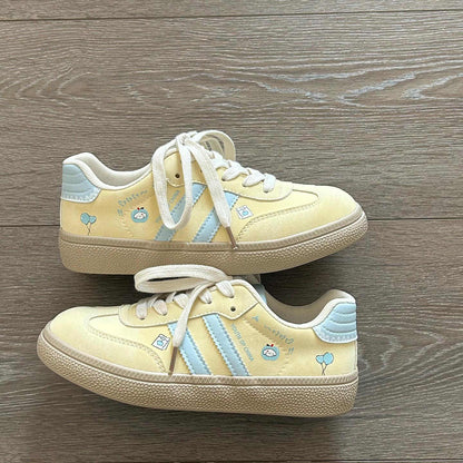 Melanie – Chaussures d'Entraînement Morale Mignonnes et Foulées, Trop Lait