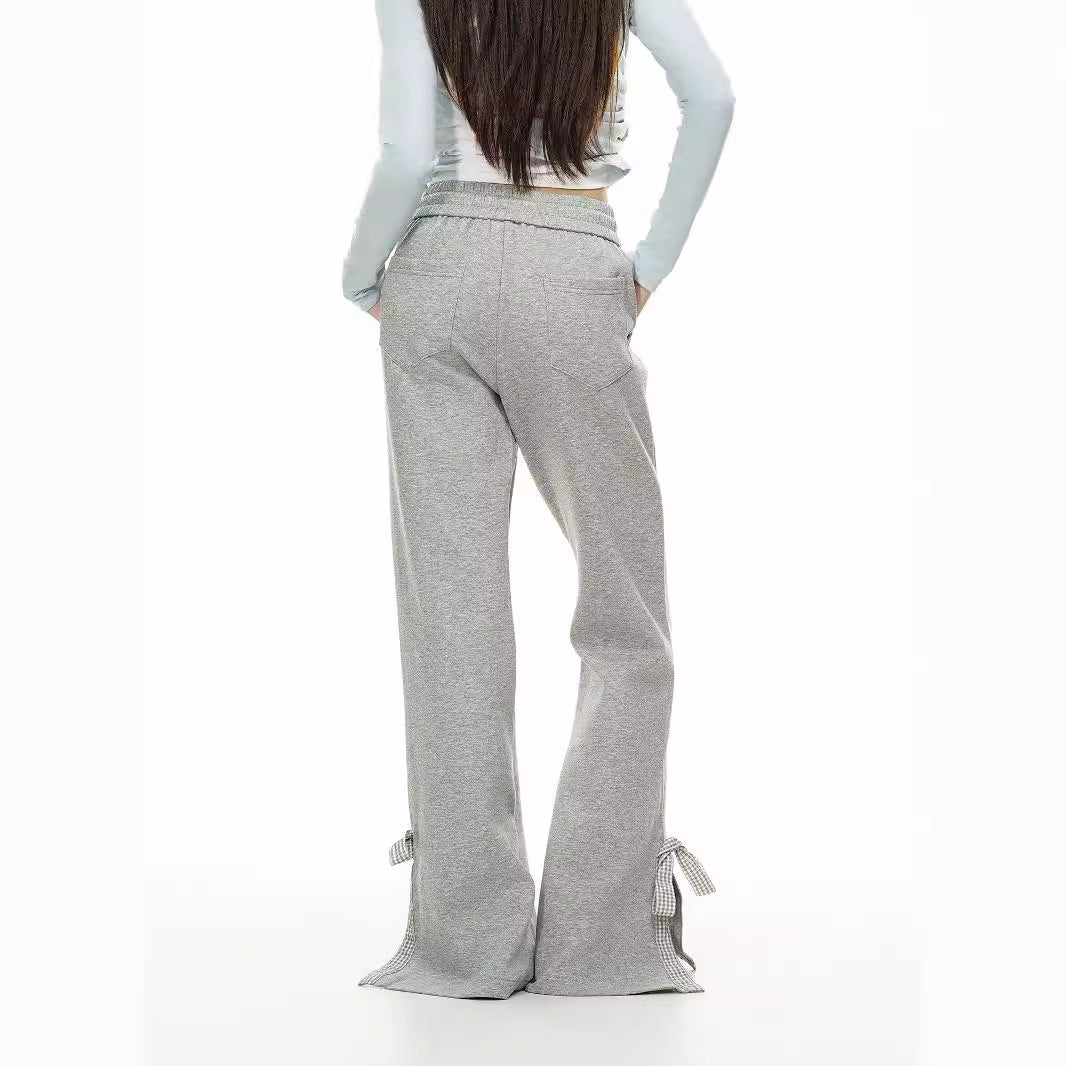 Sophie – Pantalons de survêtement avec broderie de nœud