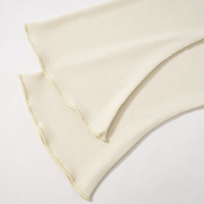 Rachael – Haut à Col V avec Boucle Coeur et Détail en Bois
