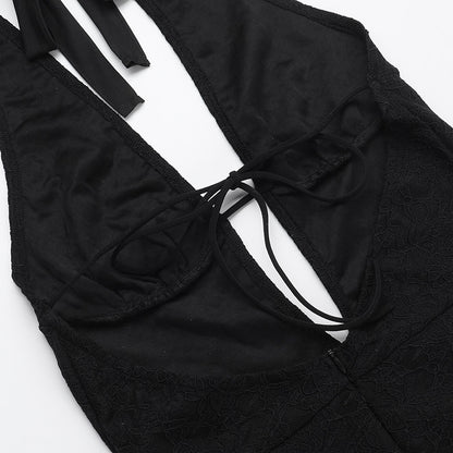 Lauren – Combinaison en Dentelle Slim Fit à Col V