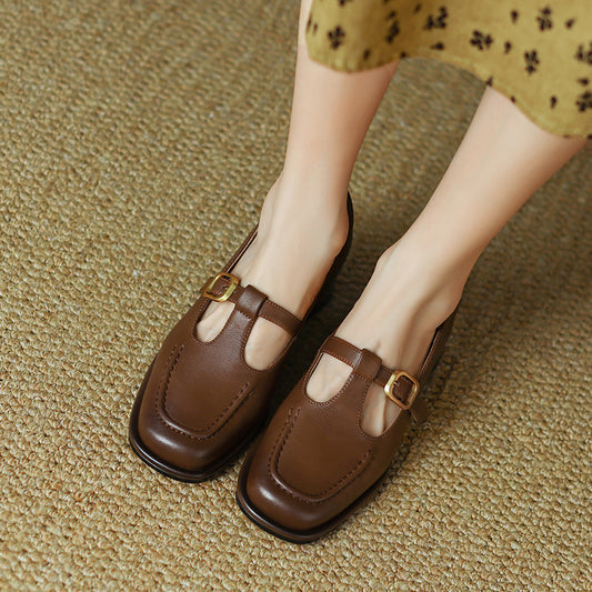 Heidi – Escarpins rétro marron à talons mi-hauts