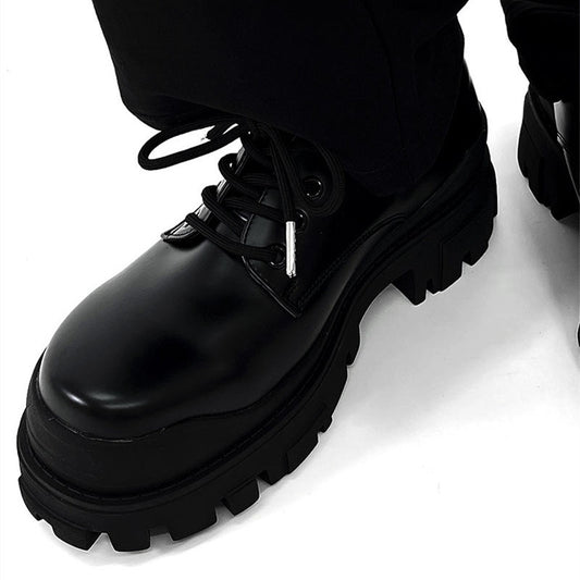 Phil – Chaussures Élevées en Cuir Vegan Noir